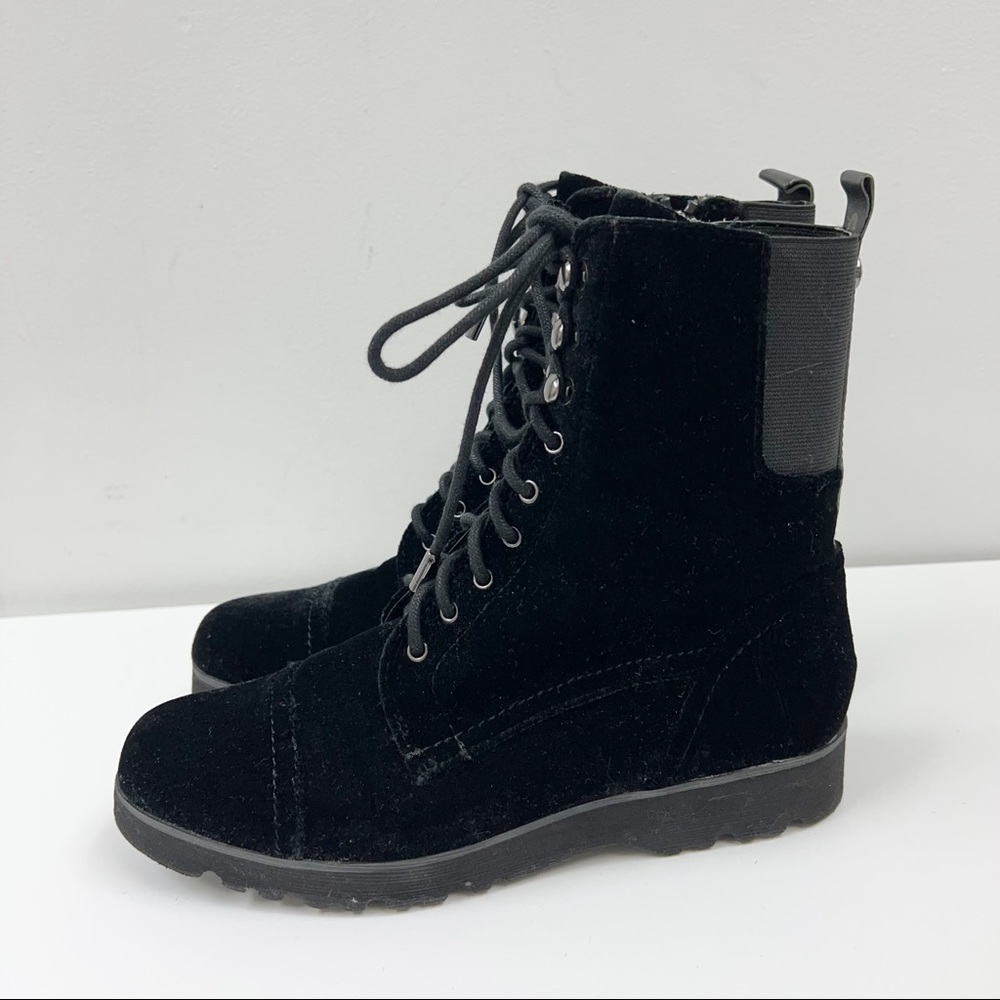 Donald J. Pliner boots
